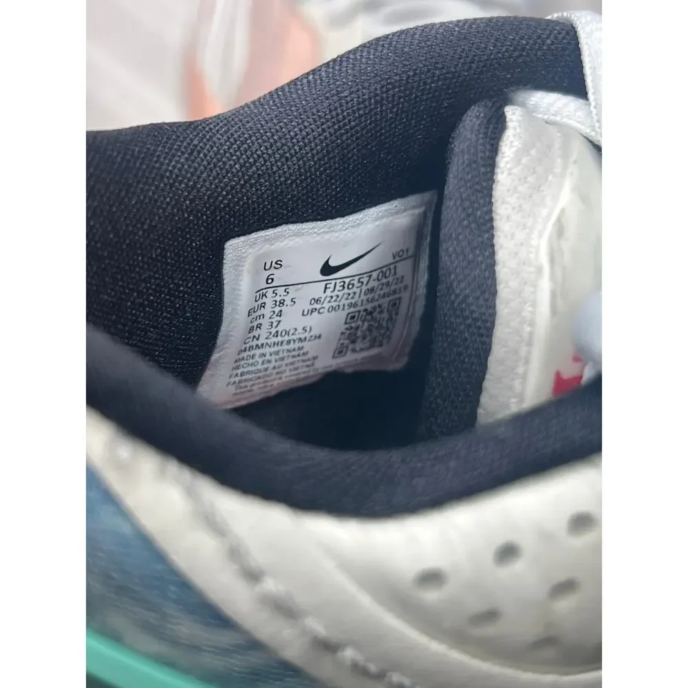 Brand new with box Nike Kyrie 8 size 6 youth
